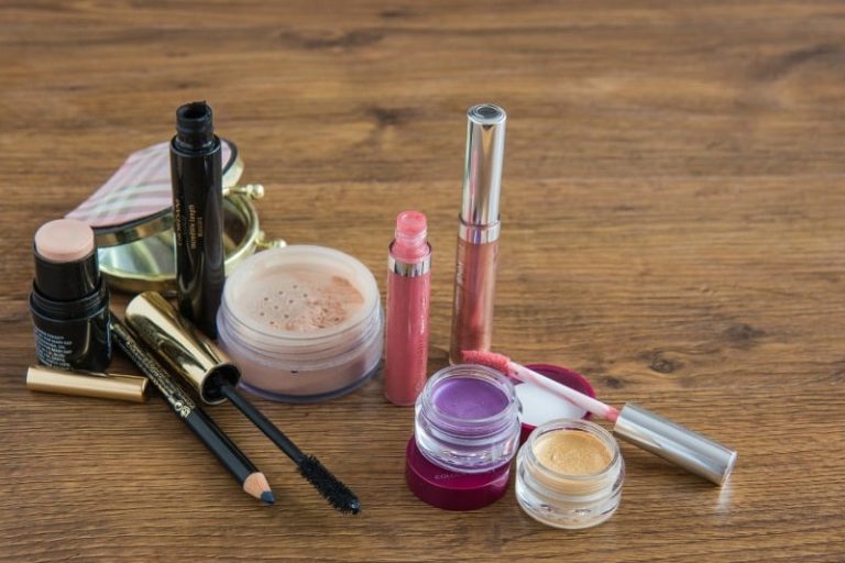 What's in my makeup bag?